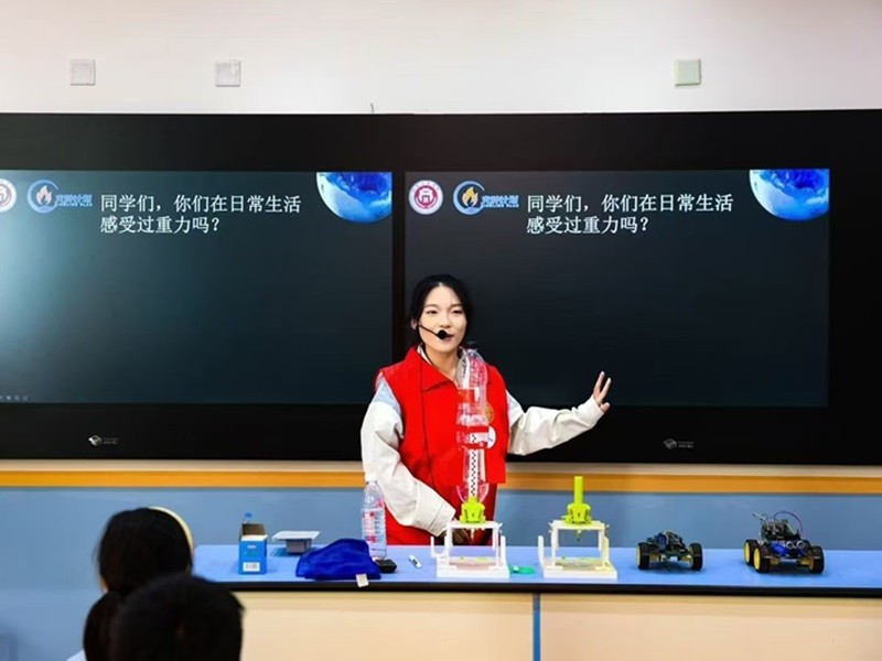 ylzzcom永利总站线路检测“火种计划”团队赴郑州四十七中郑东思贤学校开展科学普及教育教学活动