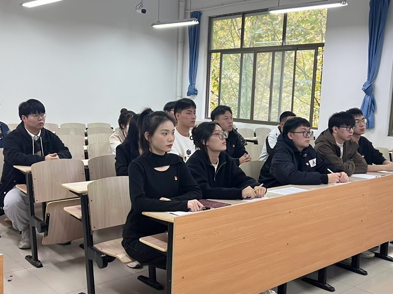 ylzzcom永利总站线路检测学生第七党支部开展 “学习焦裕禄精神”主题党日活动